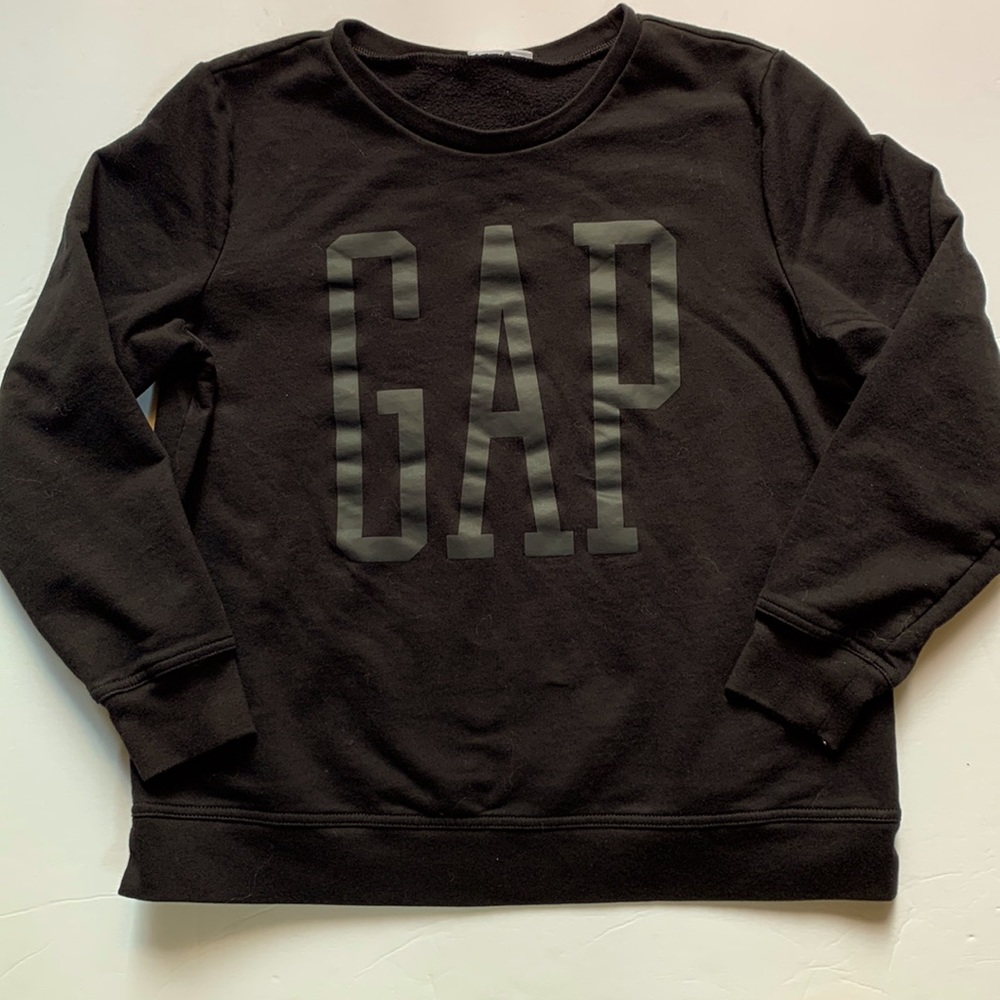 GAP Women’s Sweatshirt